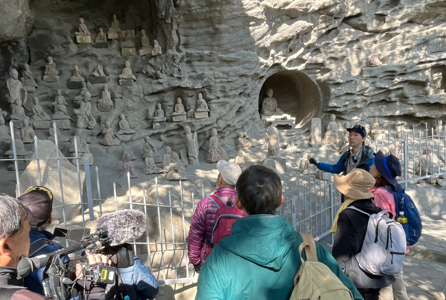 登山道路ご利用でさくっと「江戸時代のテーマパーク・日本寺」ツアー